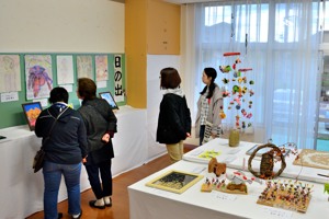 作品展示コーナーの画像