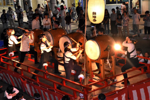 小千谷太鼓の太鼓屋台の画像