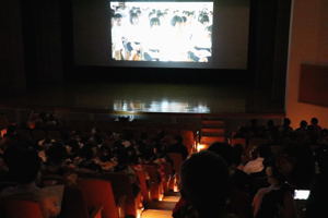 中学校ごとのDVD上映の画像