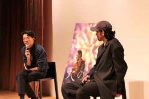 小島監督と山本一賢さんのトークの様子