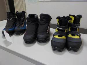 23.5cm～26.0cmのノルディックスキー用のブーツ計3足です。