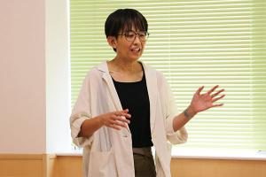 講師の小山さん