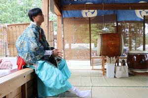 本番前に意気込みを語る舞人