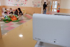 光触媒除菌脱臭機のわんぱーくへの設置画像