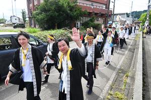 翠嶂会の玉送りの画像