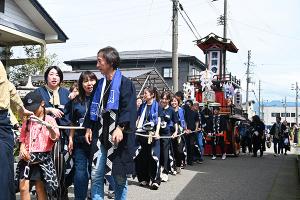 翼翔会の玉送りの画像