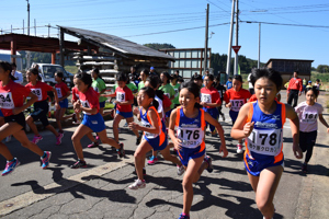 小学4年以上女子の部スタート