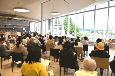 ホントカ。に集まる来場者